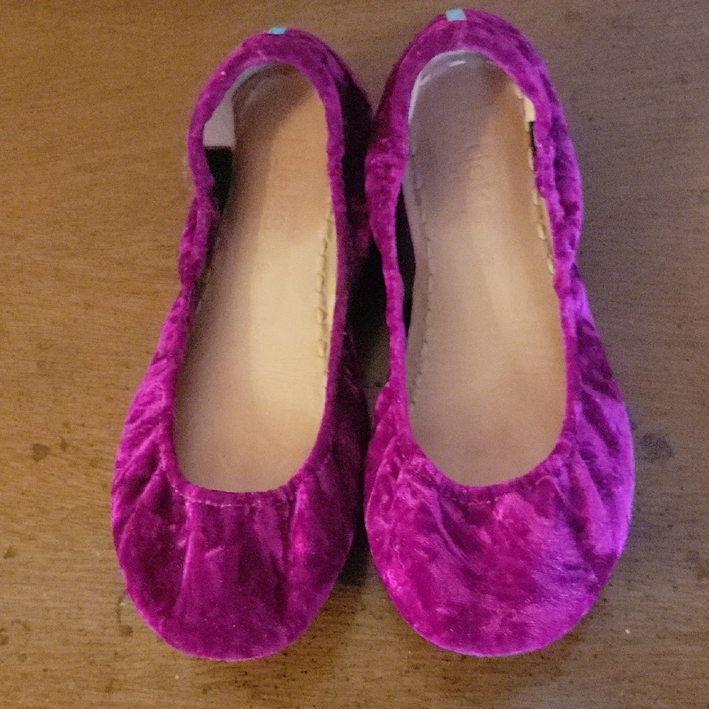 Tieks Tyrian Velvet Flats 8 - Picture 1 of 6